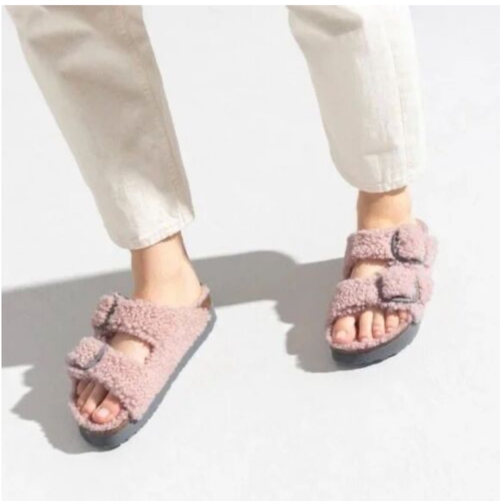 BIRKENSTOCK WOMENS ARIZONA BIG BUCKLE PLATFORM TEDDY (CRYSTAL)